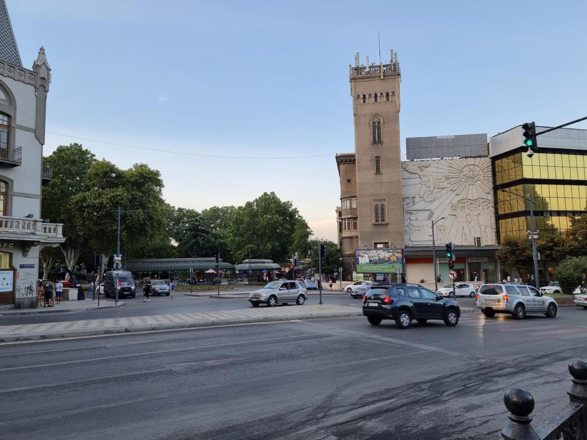 Old Tbilisi Freedom Square, Tbilisi Площадь Свободы Villa ภายนอก รูปภาพ