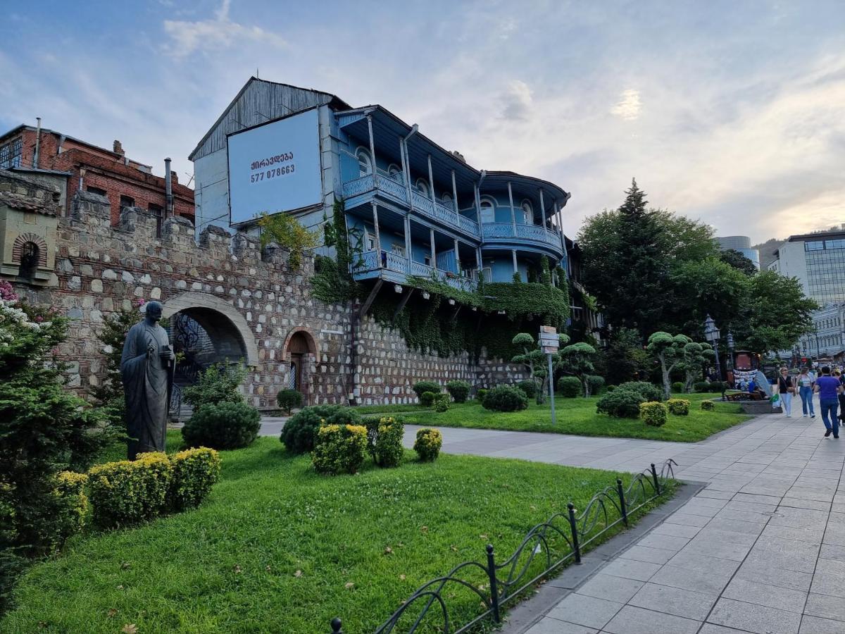Old Tbilisi Freedom Square, Tbilisi Площадь Свободы ภายนอก รูปภาพ