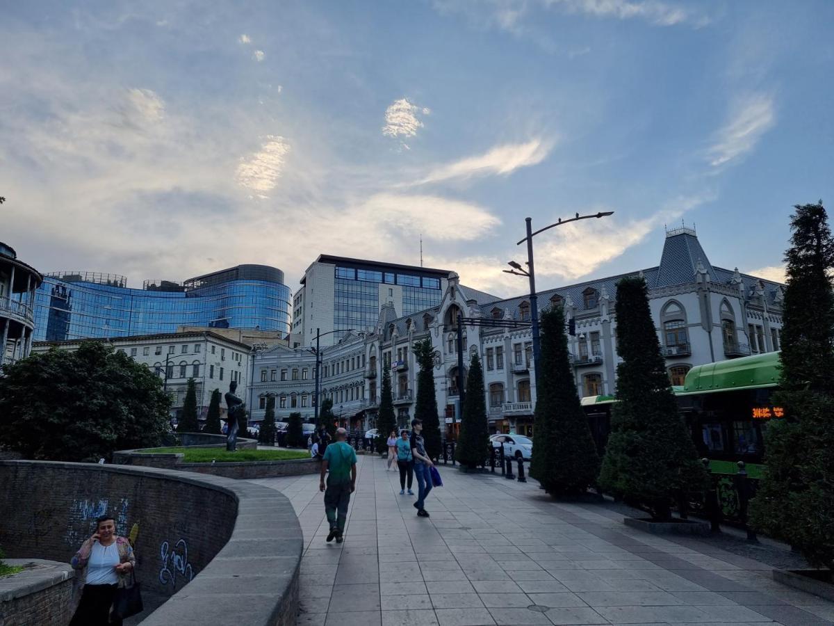 Old Tbilisi Freedom Square, Tbilisi Площадь Свободы ภายนอก รูปภาพ